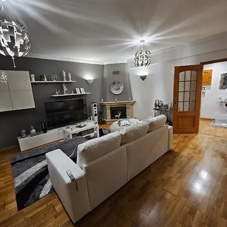 Em Proximo Lisboa Sintra E Cascais Apartment Queluz