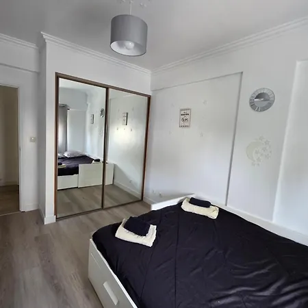 6 Em Proximo Lisboa,sintra E Cascais Appartement