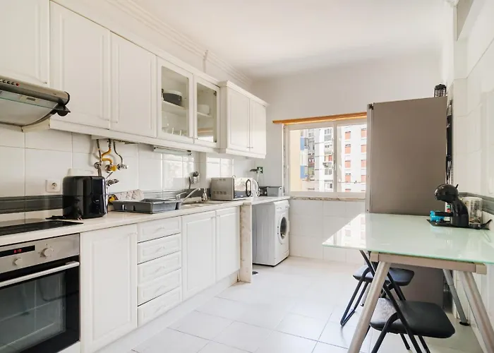 6 Em Proximo Lisboa,sintra E Cascais Queluz