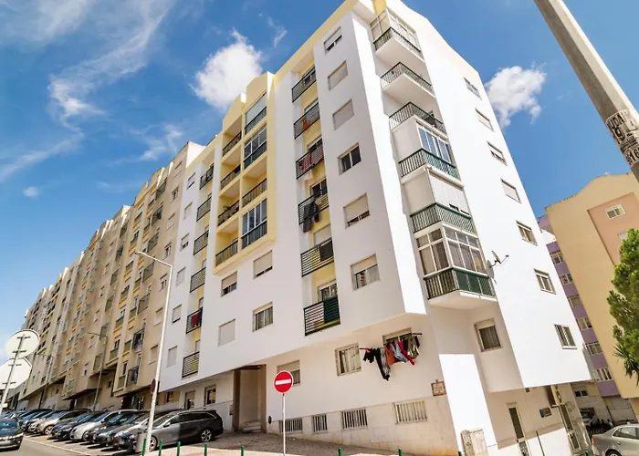 6 Em Proximo Lisboa,sintra E Cascais Queluz